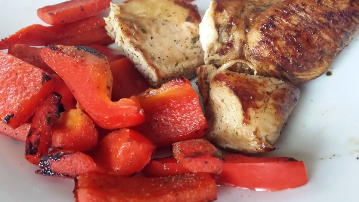 Hähnchenfleisch mit Paprika